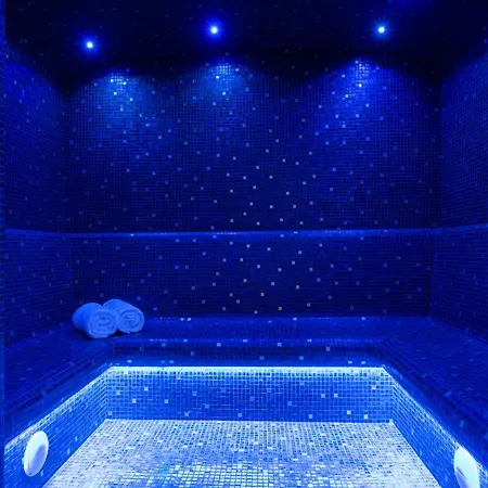 Отель & Napoleon Фонтенбло