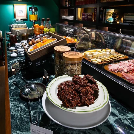 Отель & Napoleon