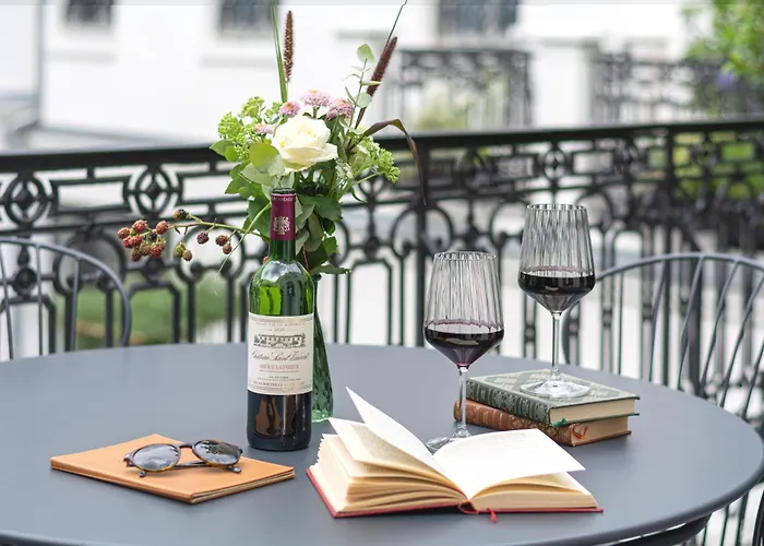 & Napoleon ホテル フォンテーヌブロー